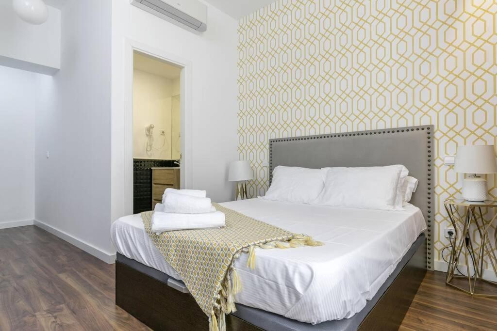 Apartamentos Plaza De Pedro Zerolo I Madrid Esterno foto