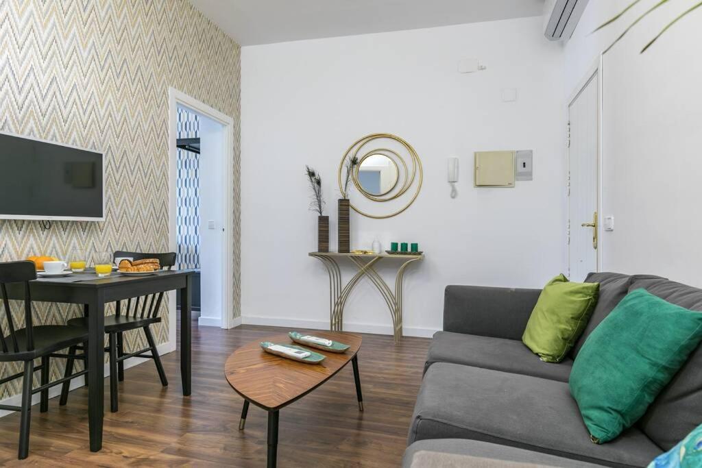 Apartamentos Plaza De Pedro Zerolo I Madrid Esterno foto